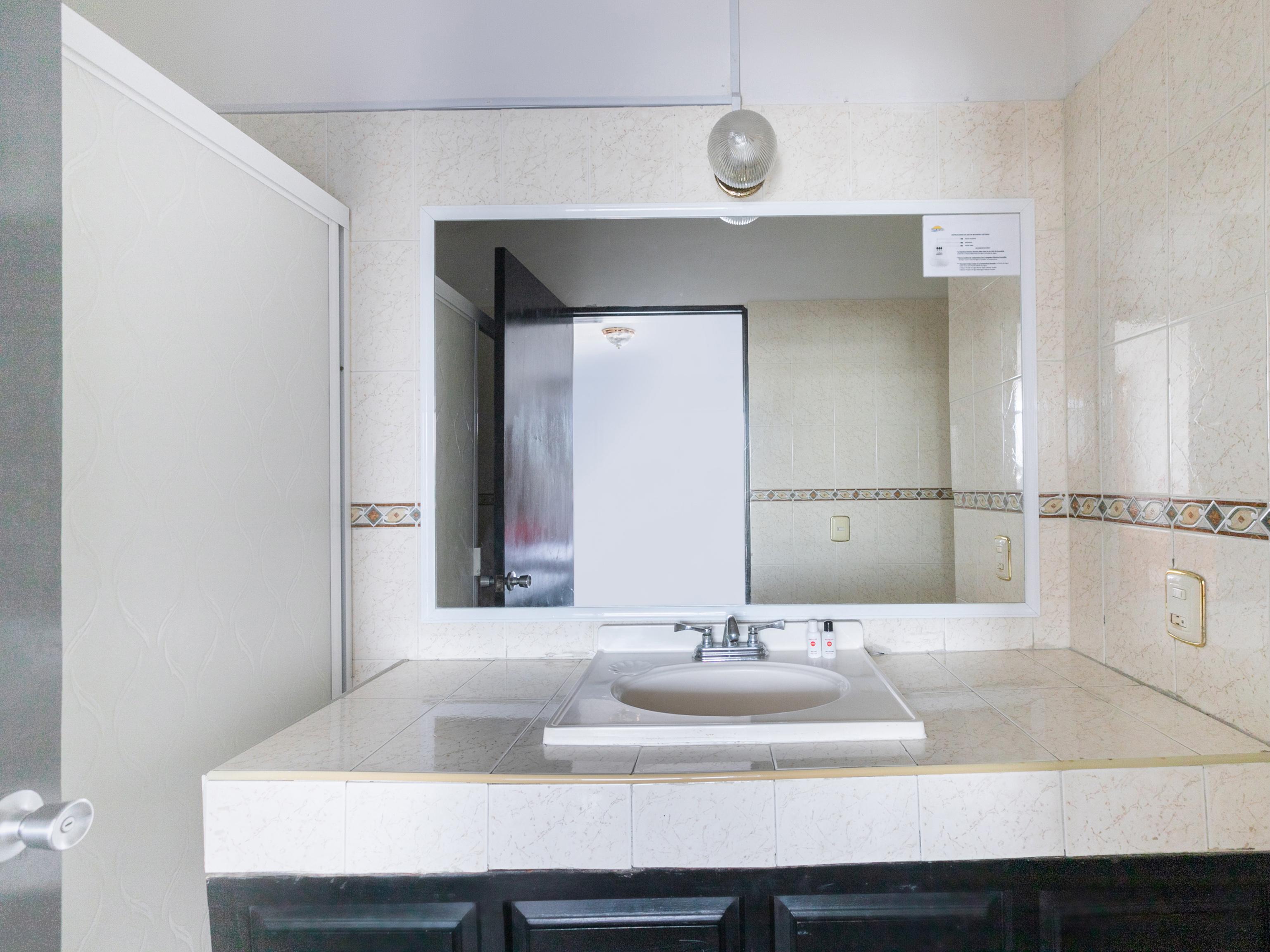 Capital O Zona Dorada Inn, 马萨特兰 外观 照片