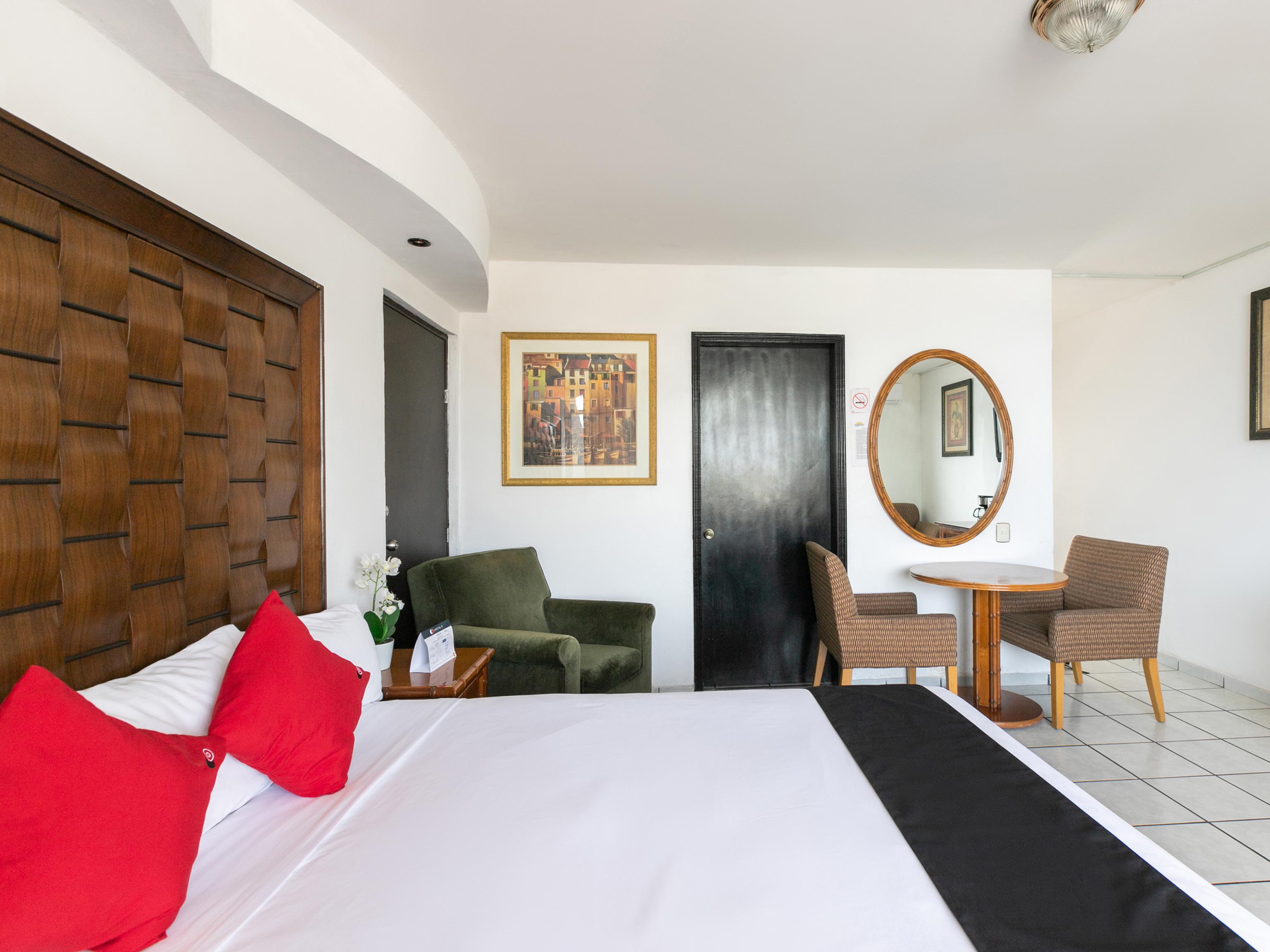 Capital O Zona Dorada Inn, 马萨特兰 外观 照片