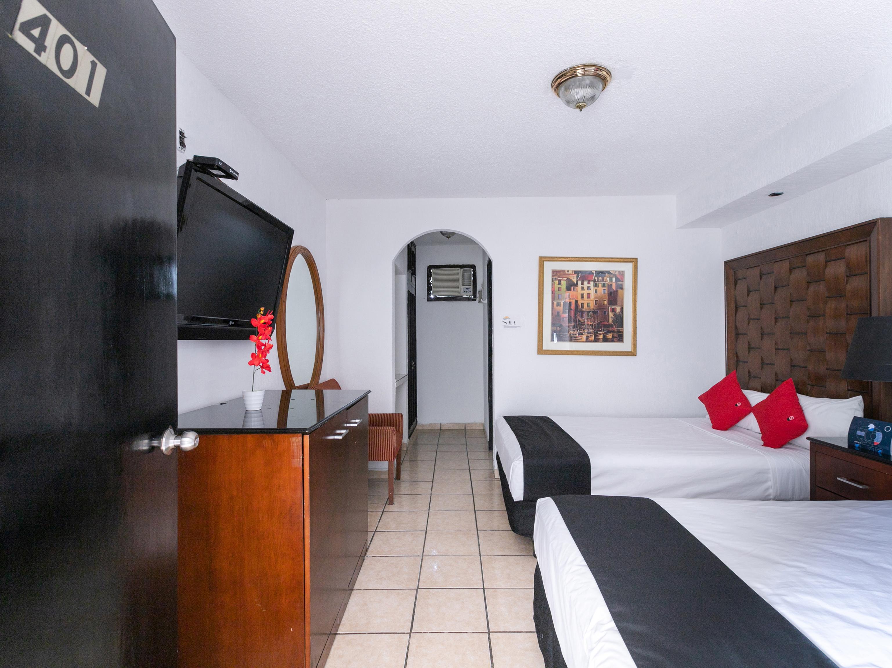 Capital O Zona Dorada Inn, 马萨特兰 外观 照片