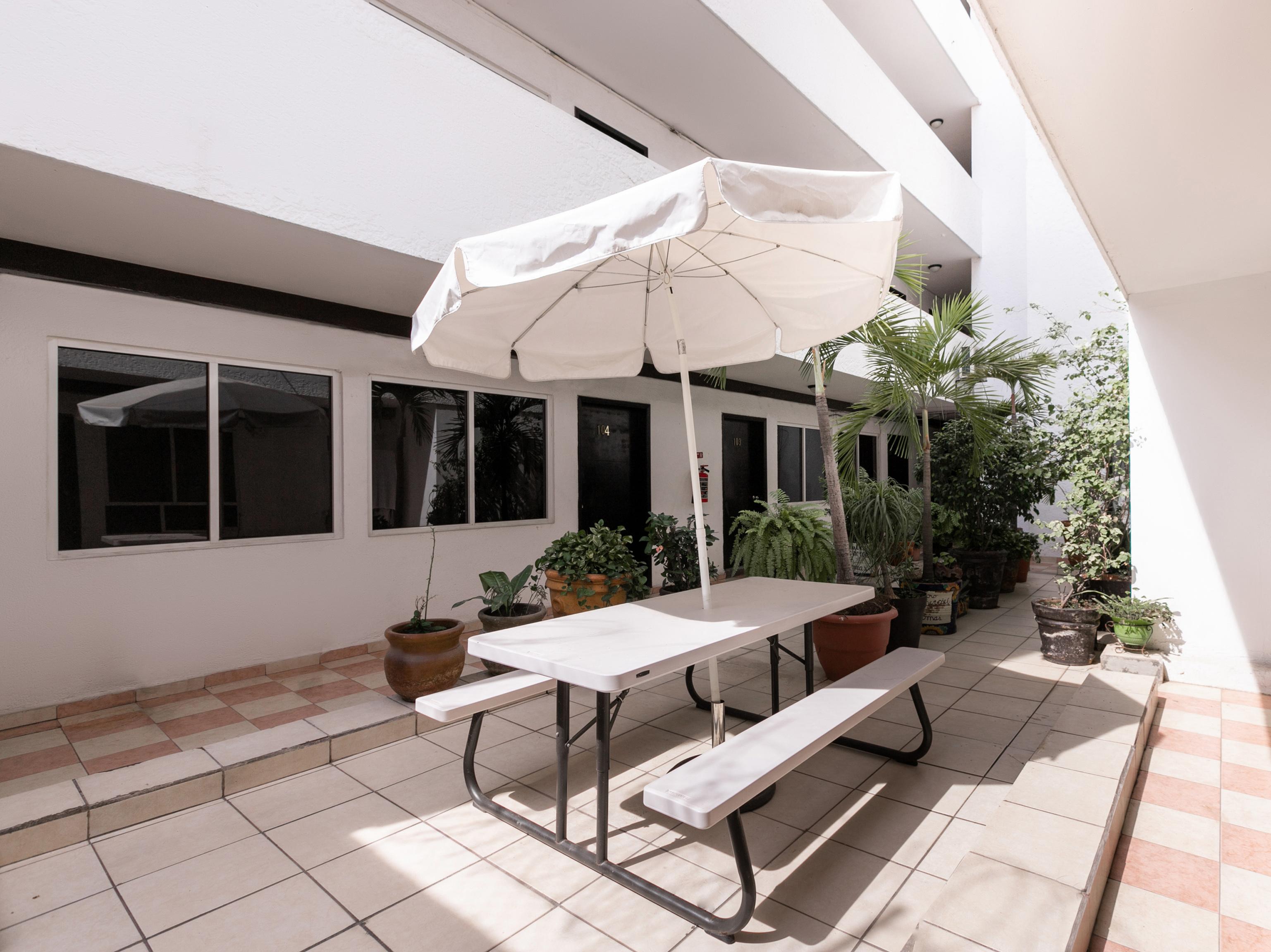 Capital O Zona Dorada Inn, 马萨特兰 外观 照片
