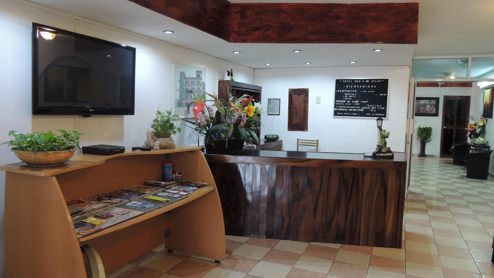 Capital O Zona Dorada Inn, 马萨特兰 外观 照片